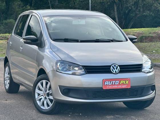 VOLKSWAGEN FOX 1.0 MI TREND 8V FLEX 4P MANUAL VOLKSWAGEN FOX 1.0 MI TREND 8V FLEX 4P MANUAL